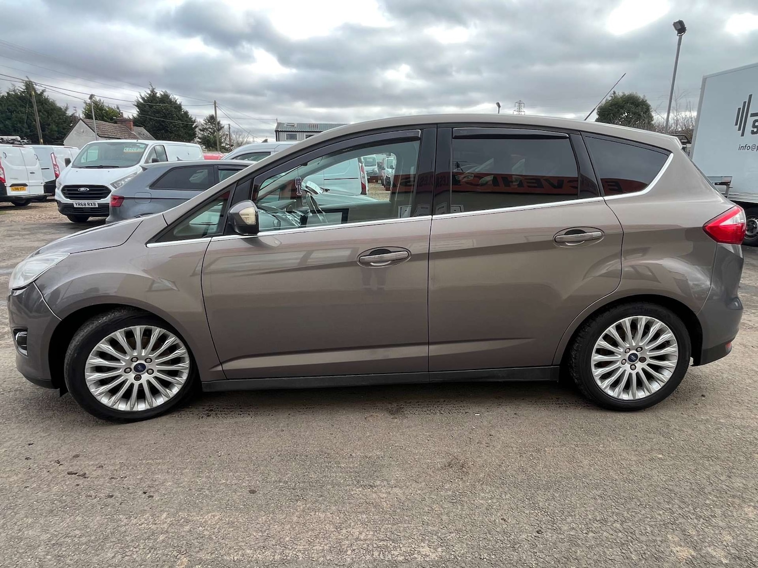 Used Ford C-Max 2012 for sale - 77349809: Photo 8