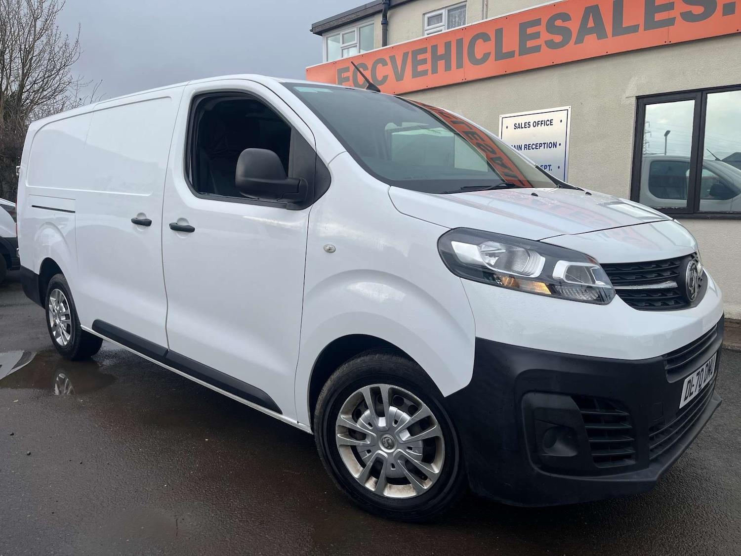 Used Vauxhall Vivaro 2020 for sale - 77556752: Photo 2