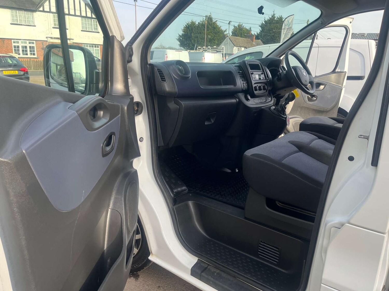 Used Vauxhall Vivaro 2016 for sale - 77961729: Photo 33