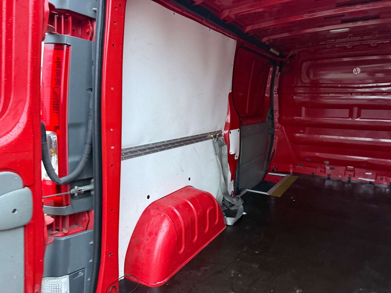 Used Vauxhall Vivaro 2013 for sale - 77035697: Photo 21