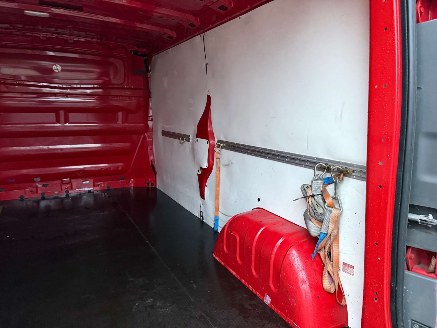 Used Vauxhall Vivaro 2013 for sale - 77035697: Photo 22