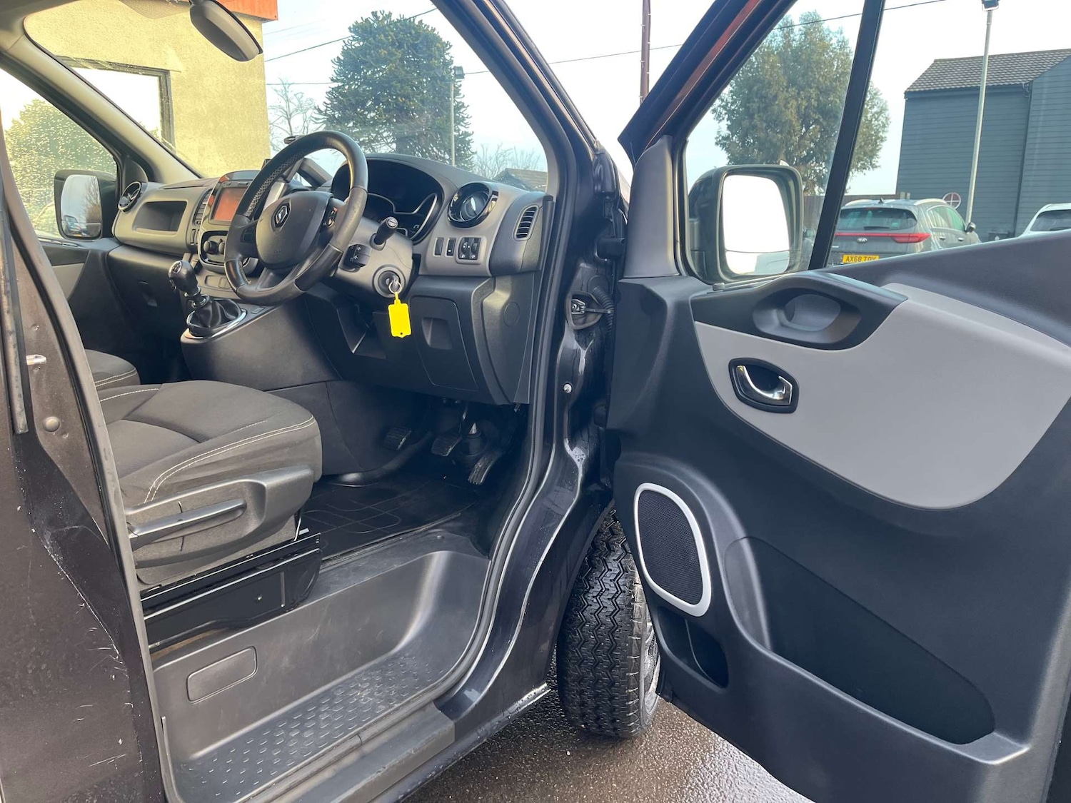 Used Renault Trafic 2017 for sale - 77492500: Photo 16