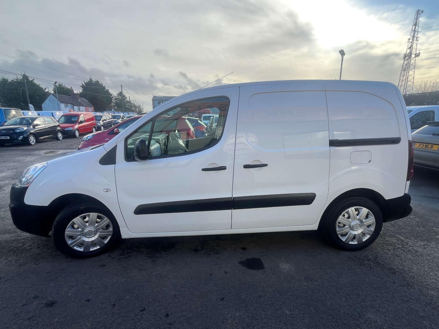 Used Peugeot Partner 2017 for sale - 78016428: Photo 4