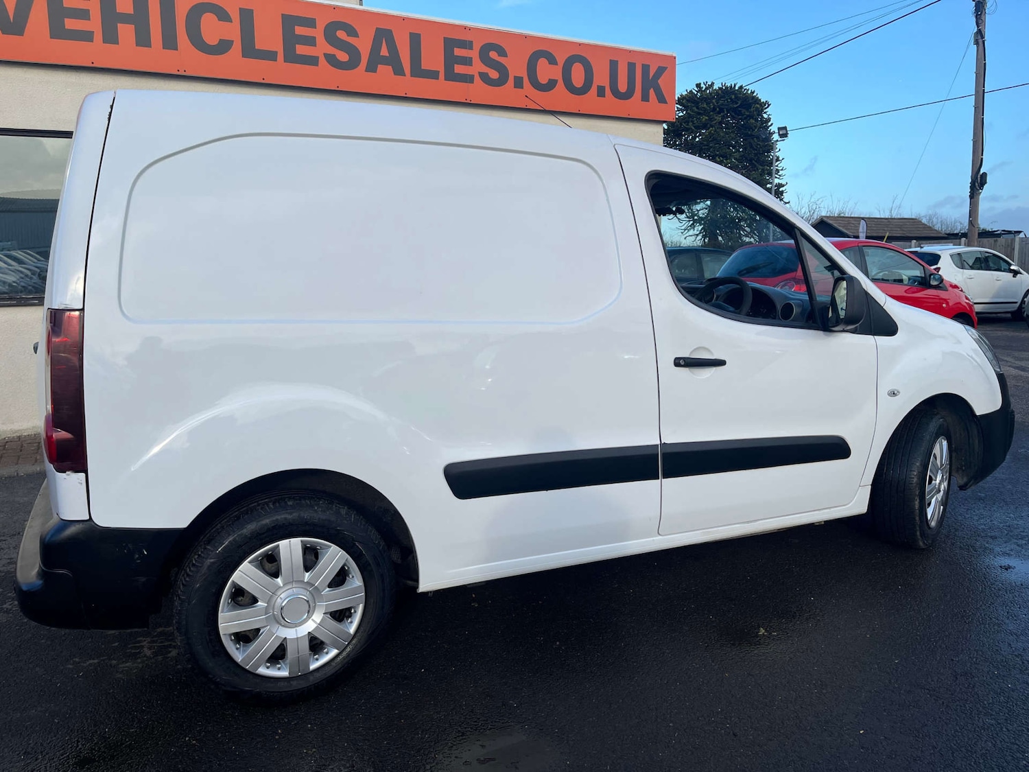 Used Peugeot Partner 2017 for sale - 78016428: Photo 6