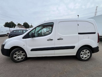 Used Peugeot Partner 2016 for sale - 77803633: Photo