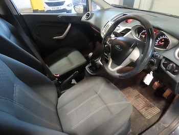 Used Ford Fiesta 2011 for sale - 78122021: Photo