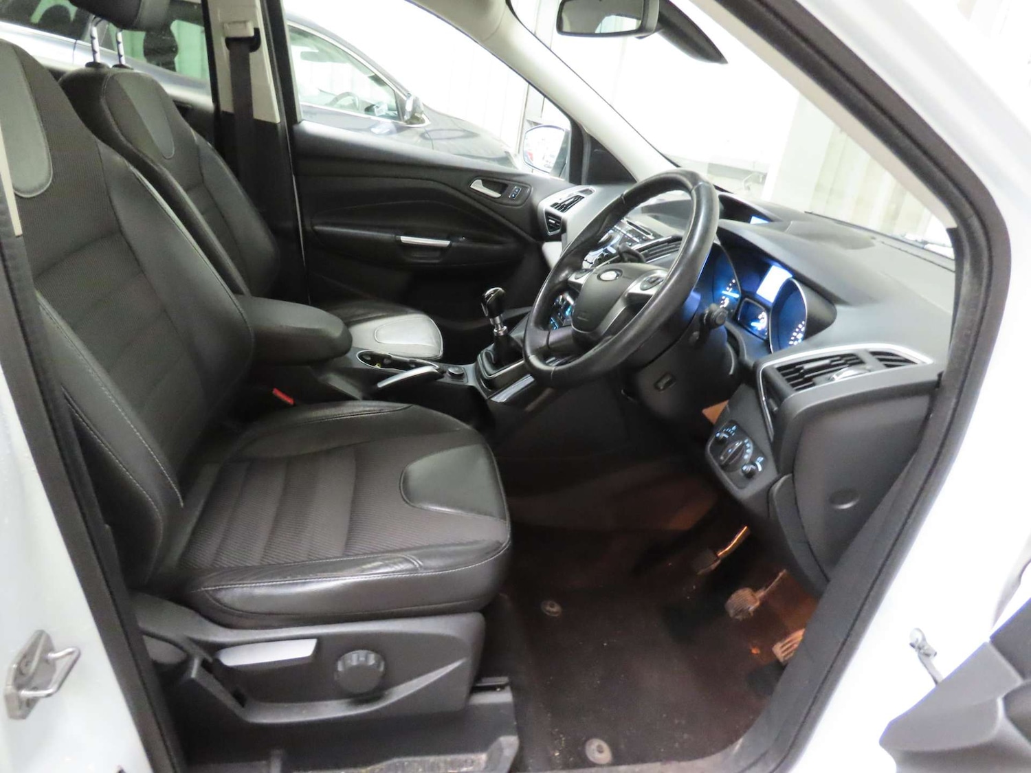 Used Ford Kuga 2013 for sale - 76363968: Photo 4