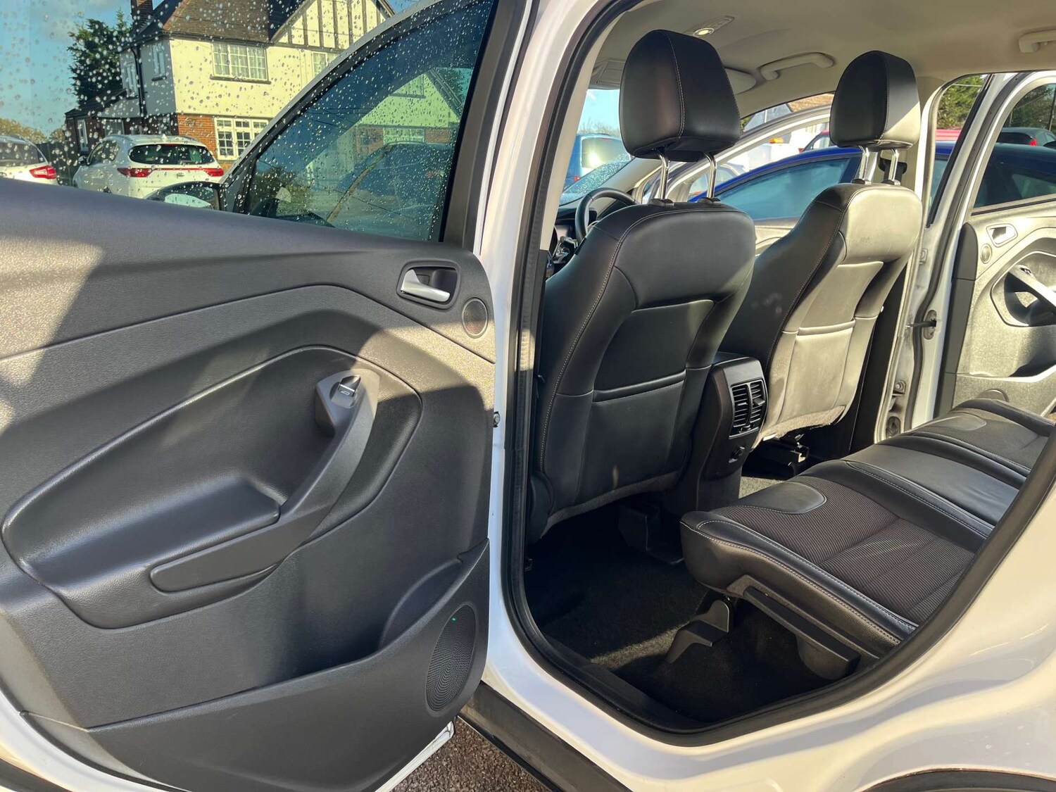 Used Ford Kuga 2013 for sale - 76601898: Photo 36