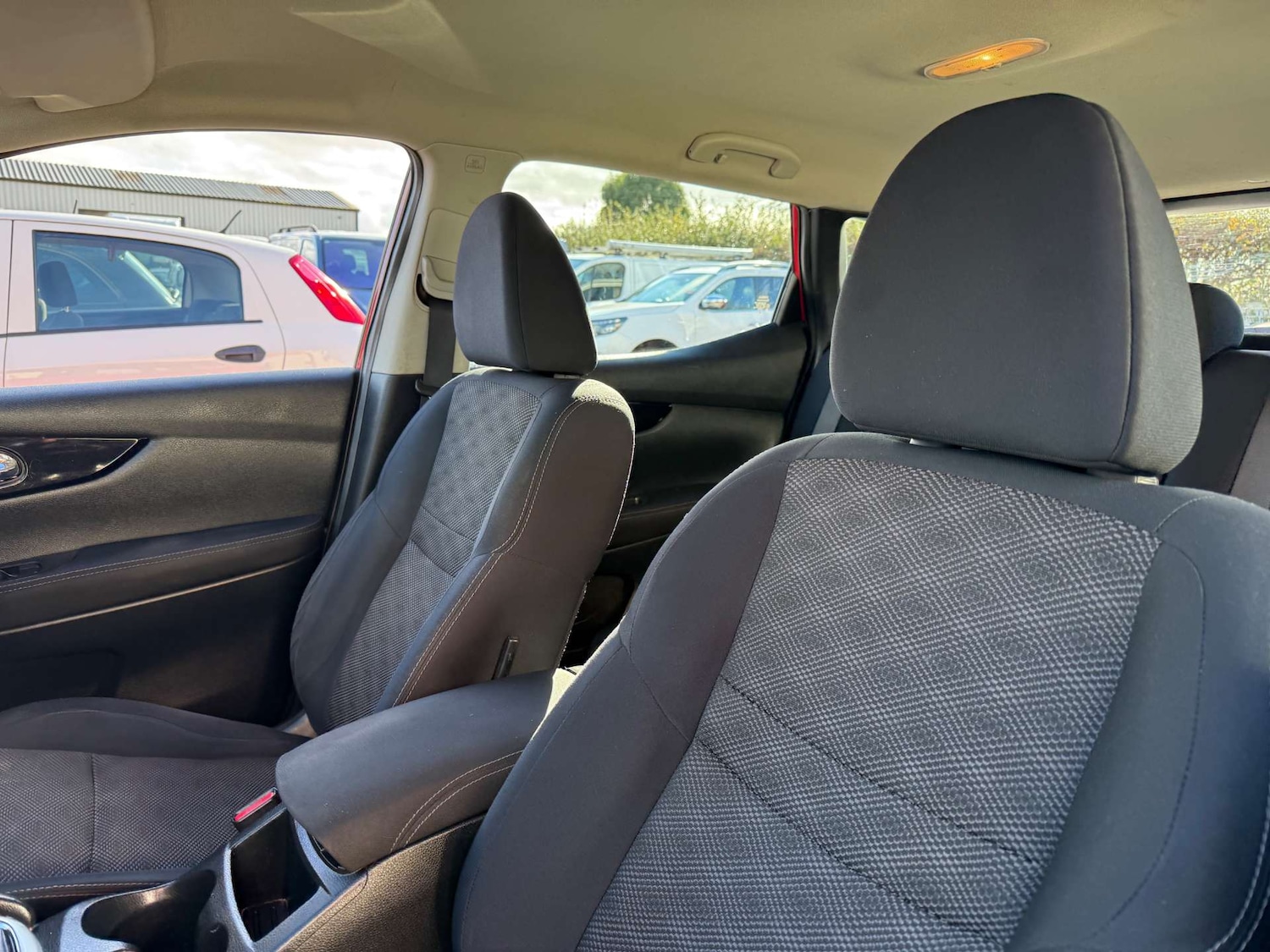 Used Nissan Qashqai 2015 for sale - 76601886: Photo 10