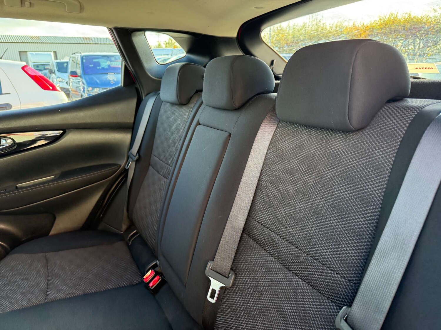 Used Nissan Qashqai 2015 for sale - 76601886: Photo 13