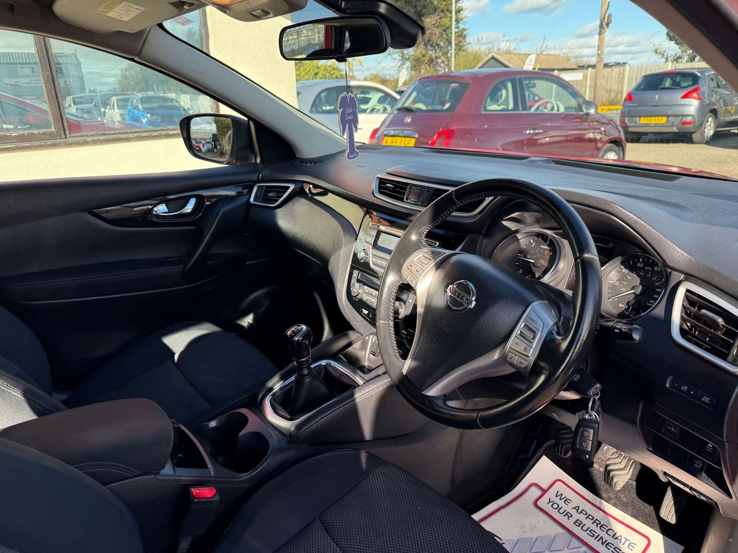 Used Nissan Qashqai 2015 for sale - 76367329: Photo 23