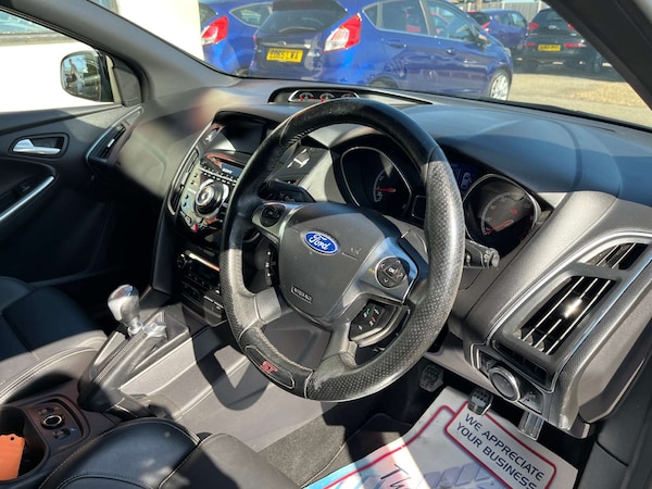 Used Ford Focus 2012 for sale - 75523377: Photo 18