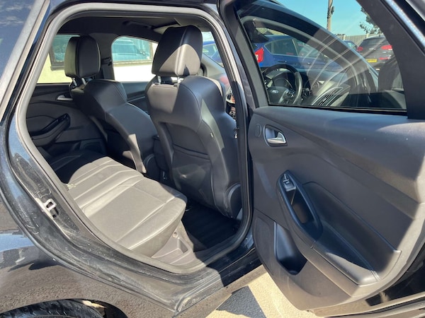 Used Ford Focus 2012 for sale - 75523377: Photo 32