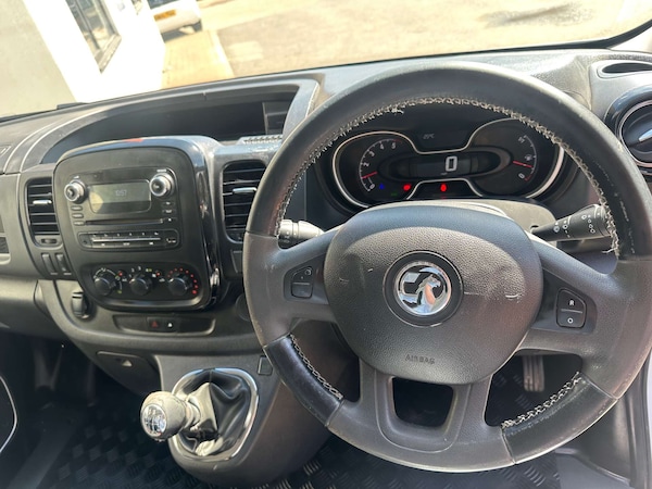 Used Vauxhall Vivaro 2018 for sale - 75329928: Photo 10