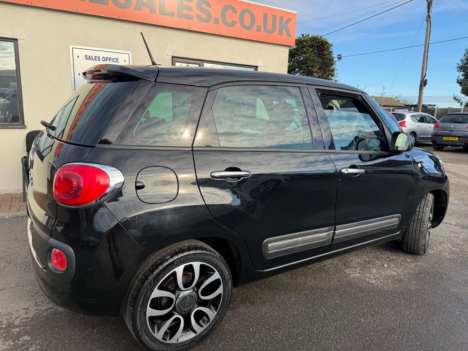 Used Fiat 500L 2014 for sale - 76601813: Photo 9