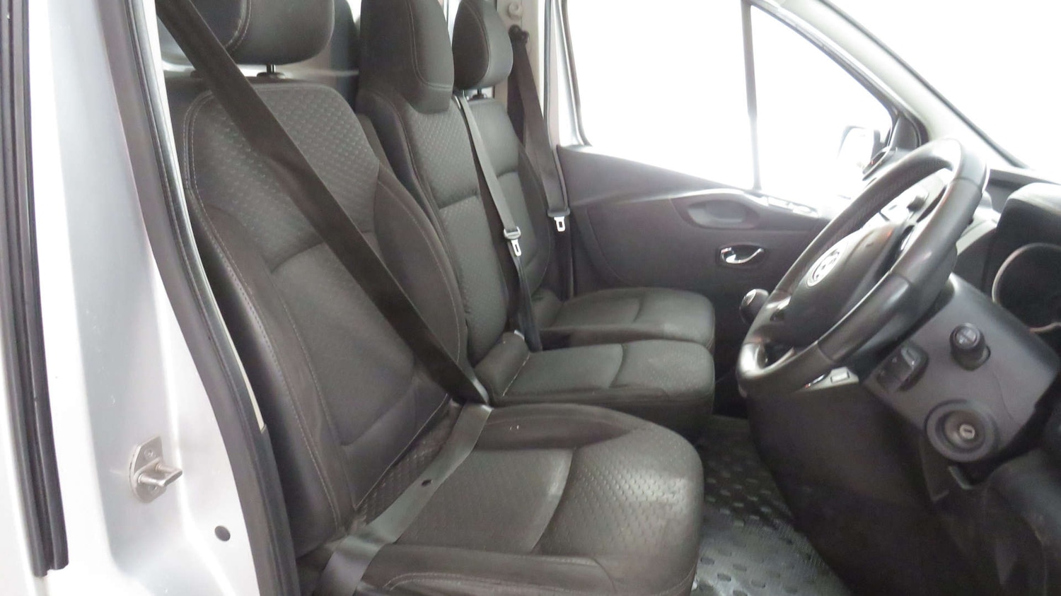 Used Vauxhall Vivaro 2015 for sale - 77967828: Photo 7