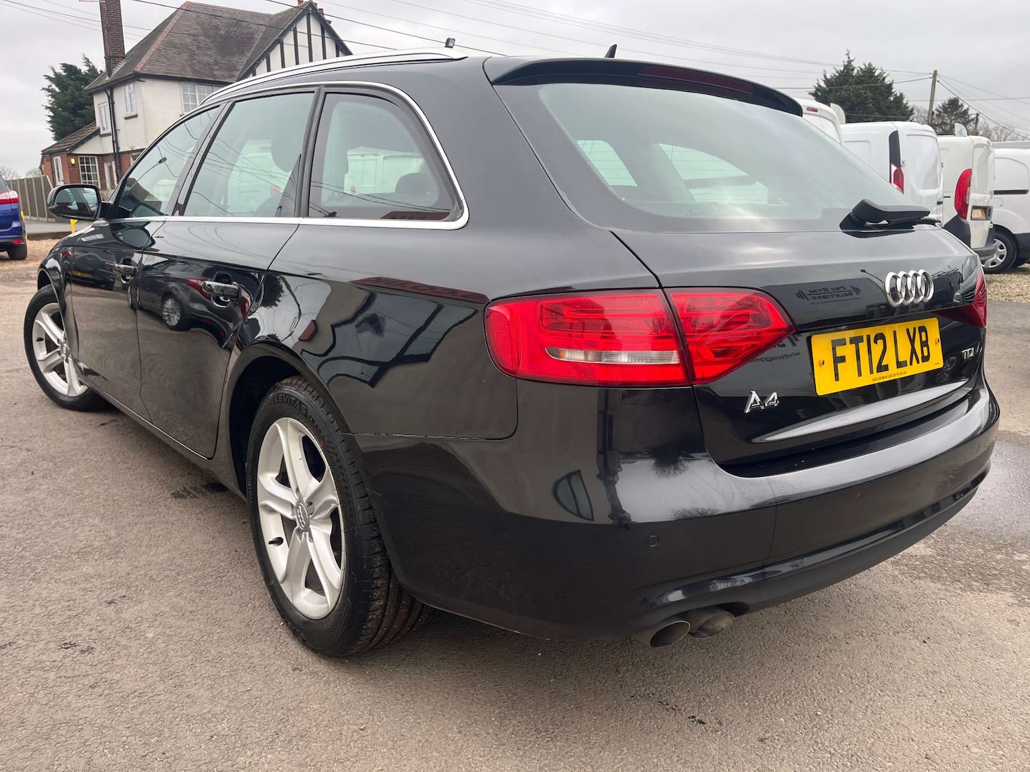 Used Audi A4 2012 for sale - 77652982: Photo 10