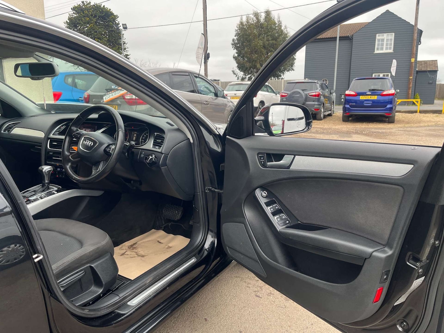 Used Audi A4 2012 for sale - 77652982: Photo 16