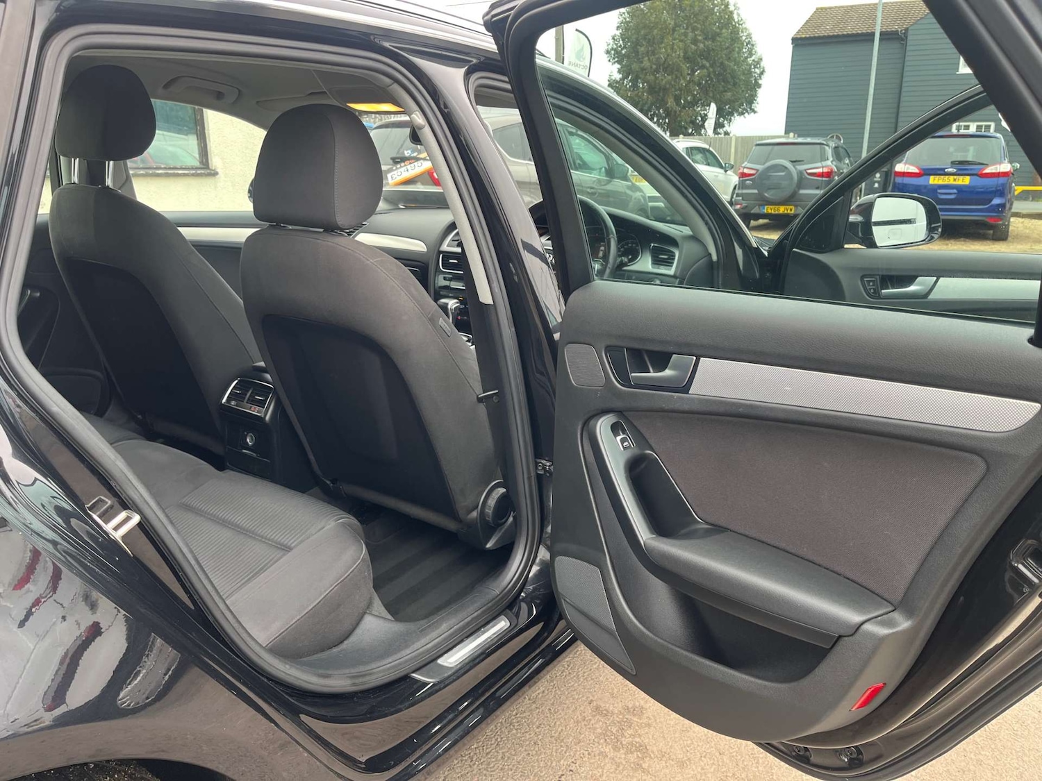 Used Audi A4 2012 for sale - 77652982: Photo 30