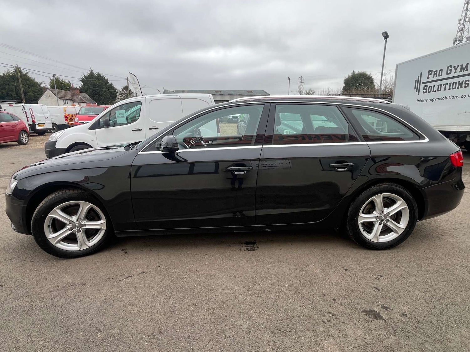 Used Audi A4 2012 for sale - 77652982: Photo 8