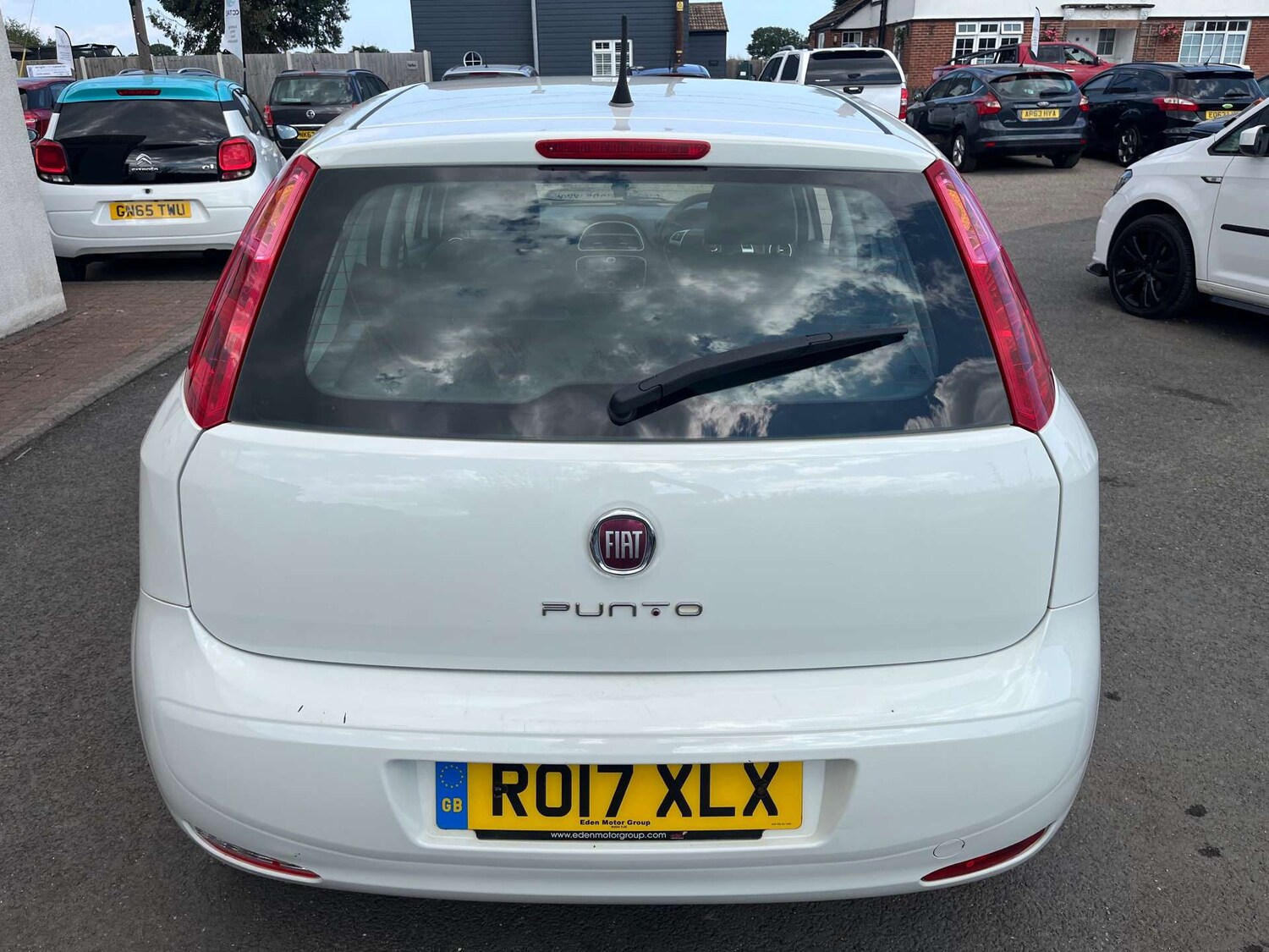 Used Fiat Punto 2017 for sale - 76601982: Photo 11
