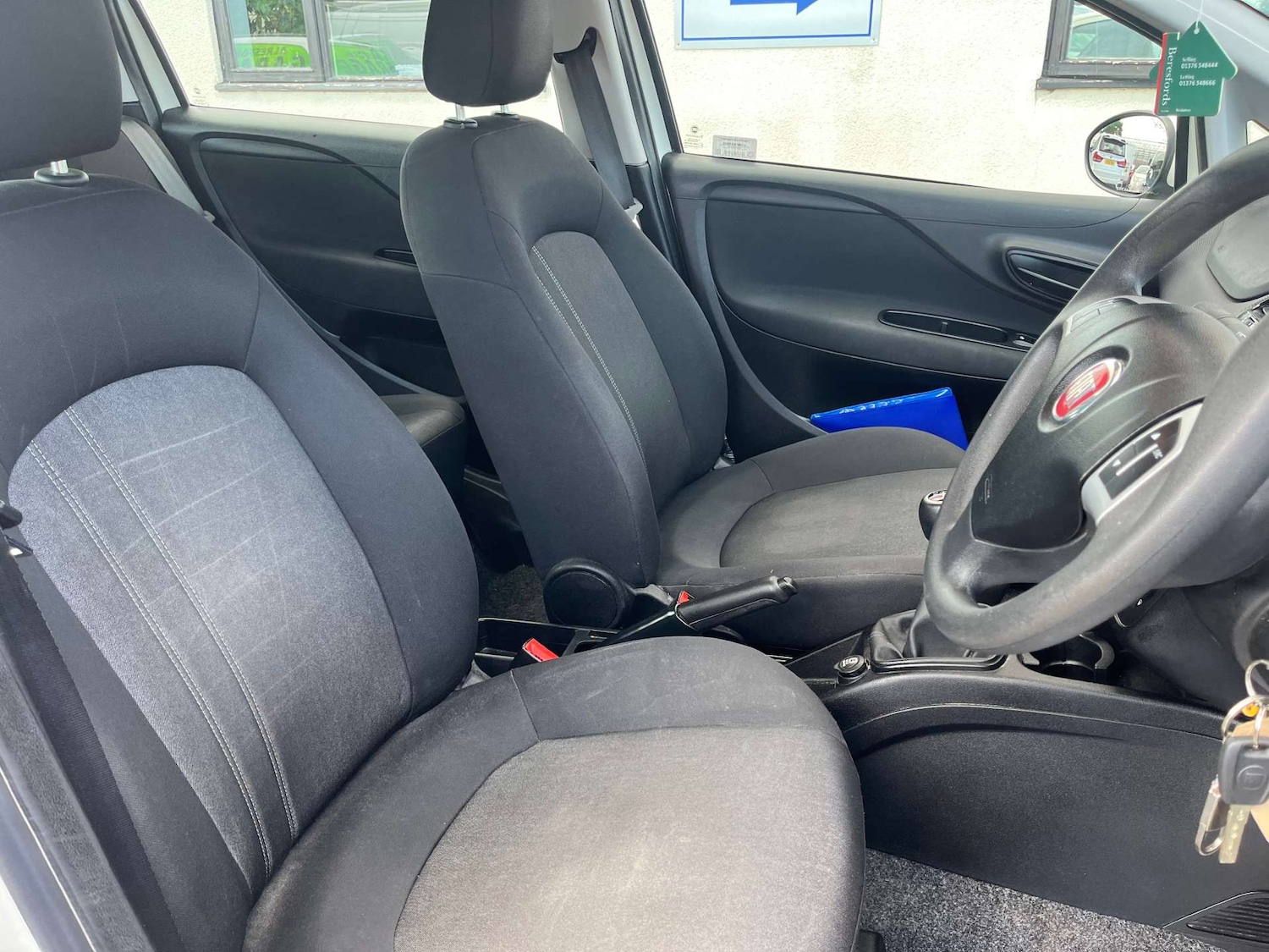 Used Fiat Punto 2017 for sale - 76601982: Photo 18