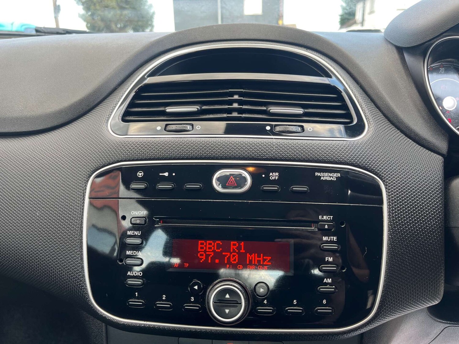 Used Fiat Punto 2017 for sale - 76601982: Photo 23