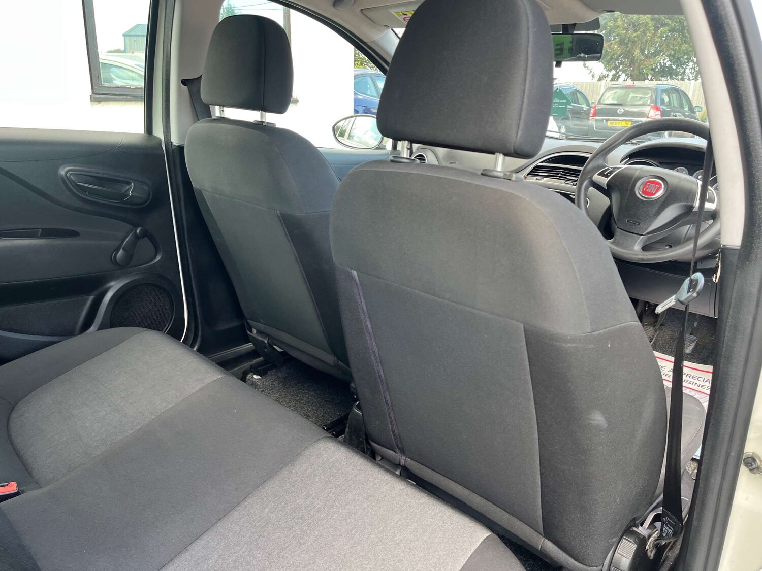 Used Fiat Punto 2017 for sale - 76601982: Photo 29