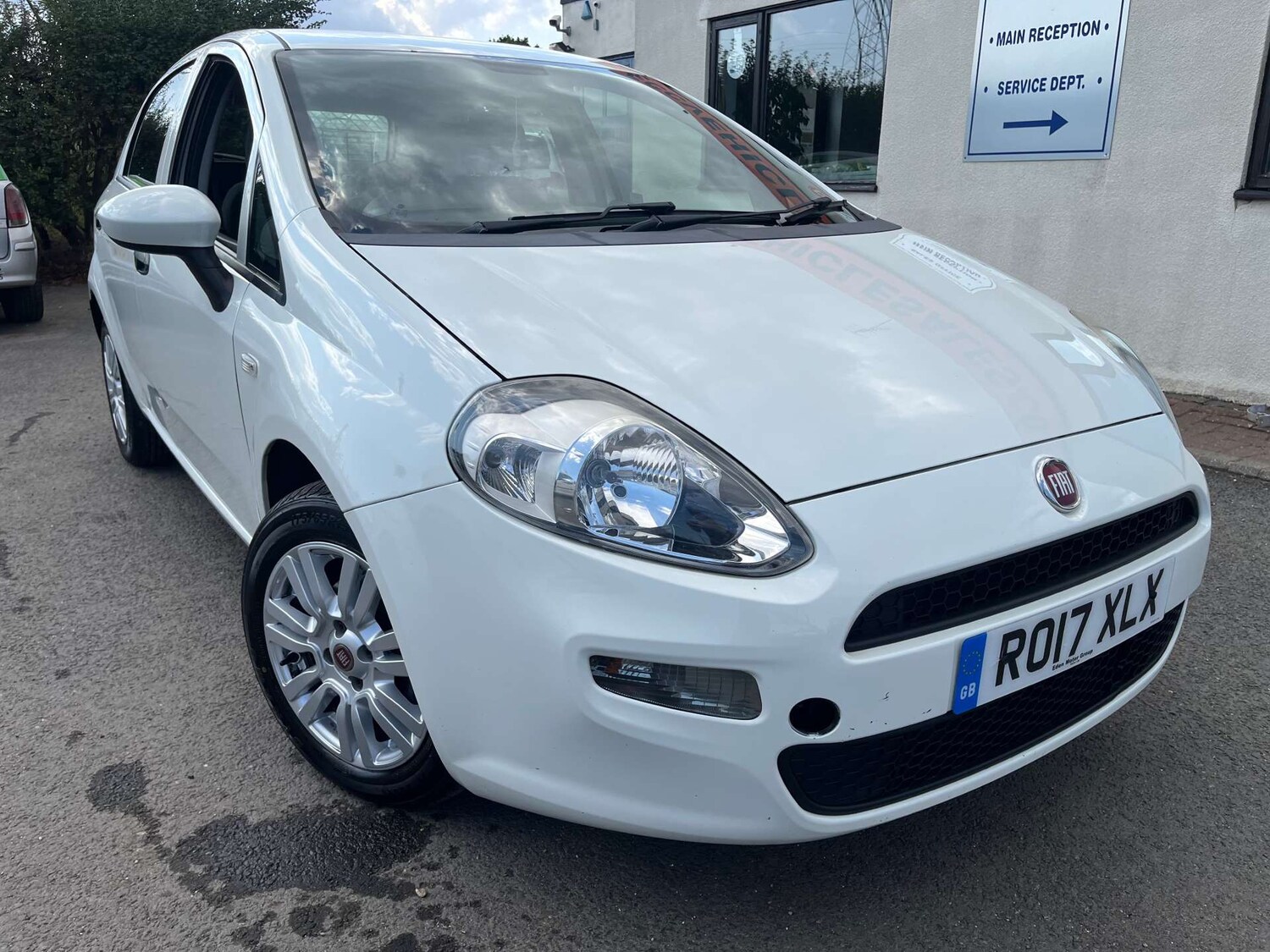 Used Fiat Punto 2017 for sale - 76601982: Photo 3