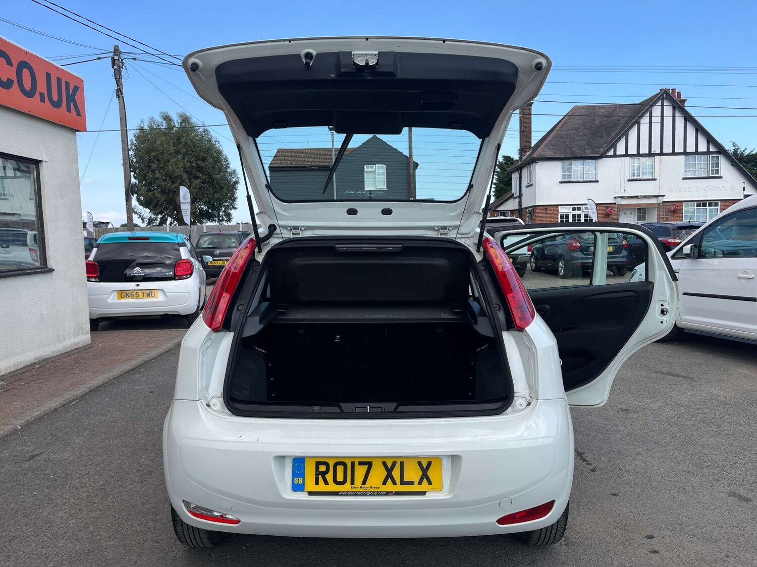 Used Fiat Punto 2017 for sale - 76601982: Photo 31