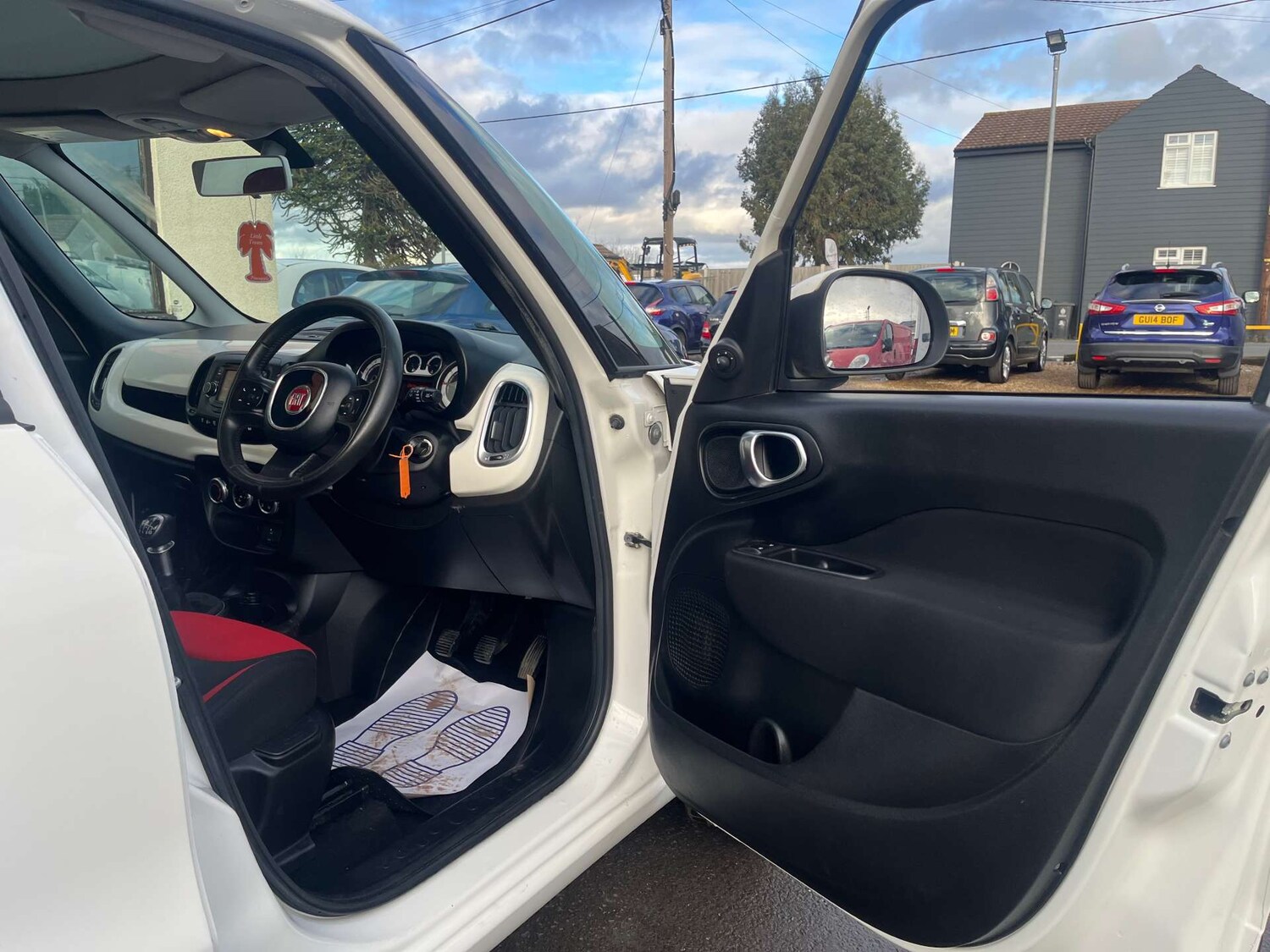 Used Fiat 500L 2013 for sale - 77529391: Photo 16