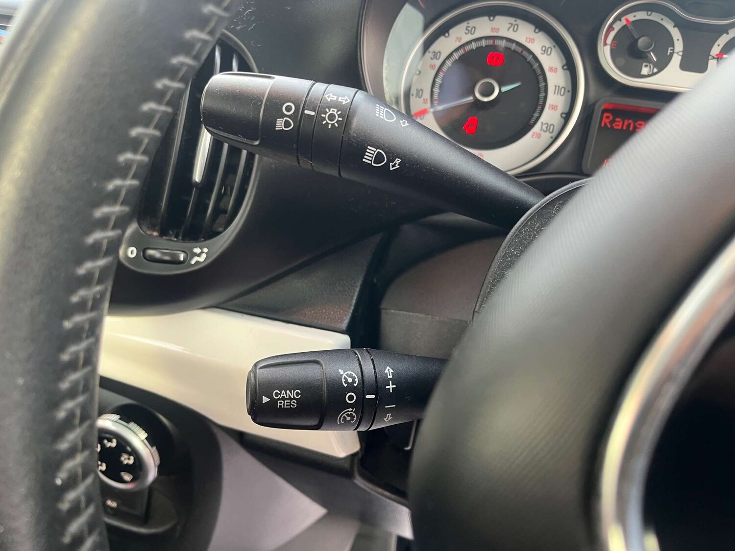 Used Fiat 500L 2013 for sale - 77529391: Photo 22