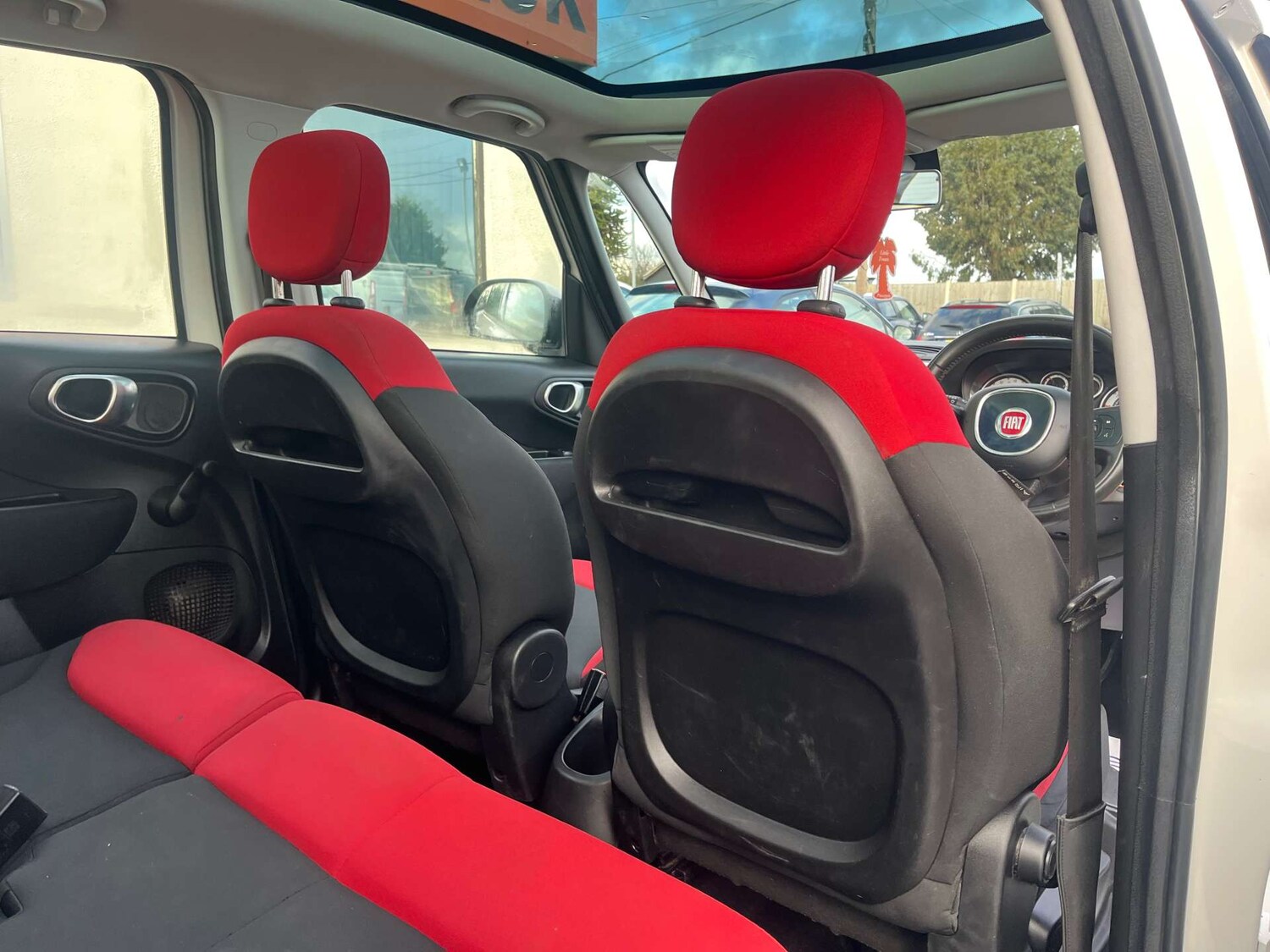 Used Fiat 500L 2013 for sale - 77529391: Photo 32