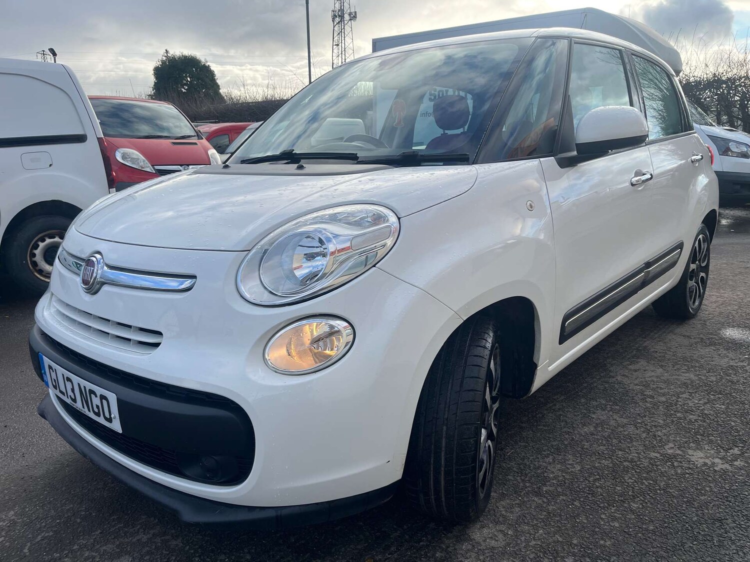 Used Fiat 500L 2013 for sale - 77529391: Photo 6