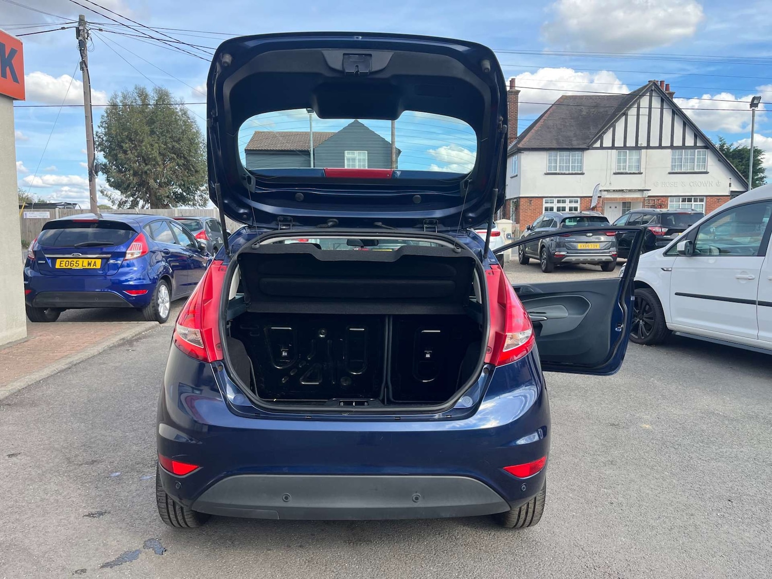 Used Ford Fiesta 2011 for sale - 76115766: Photo 30