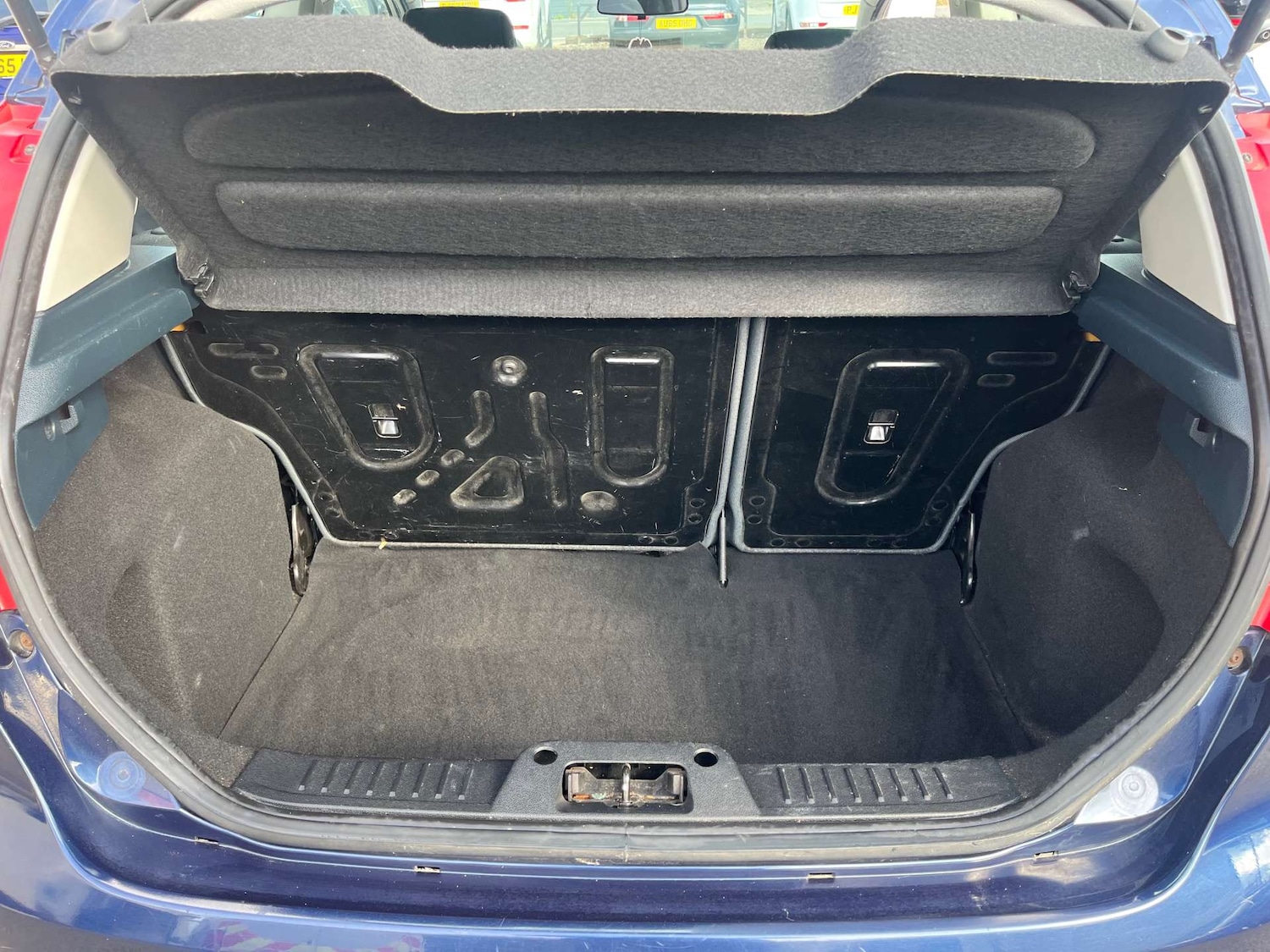 Used Ford Fiesta 2011 for sale - 76115766: Photo 31