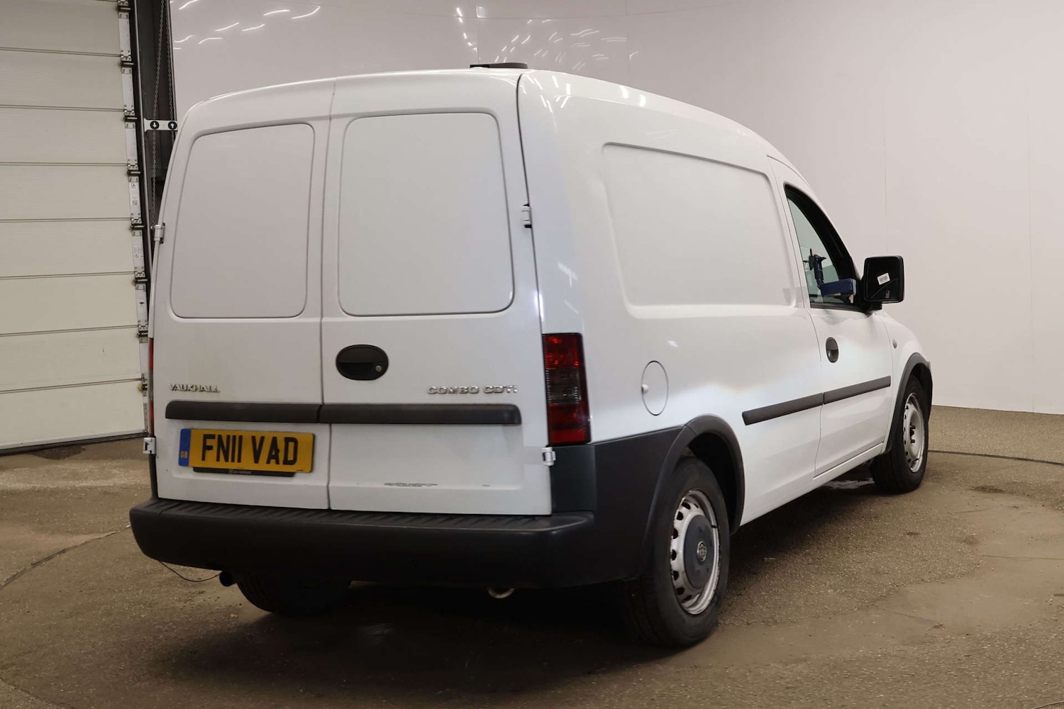 Used Vauxhall Combo 2011 for sale - 78053786: Photo 2