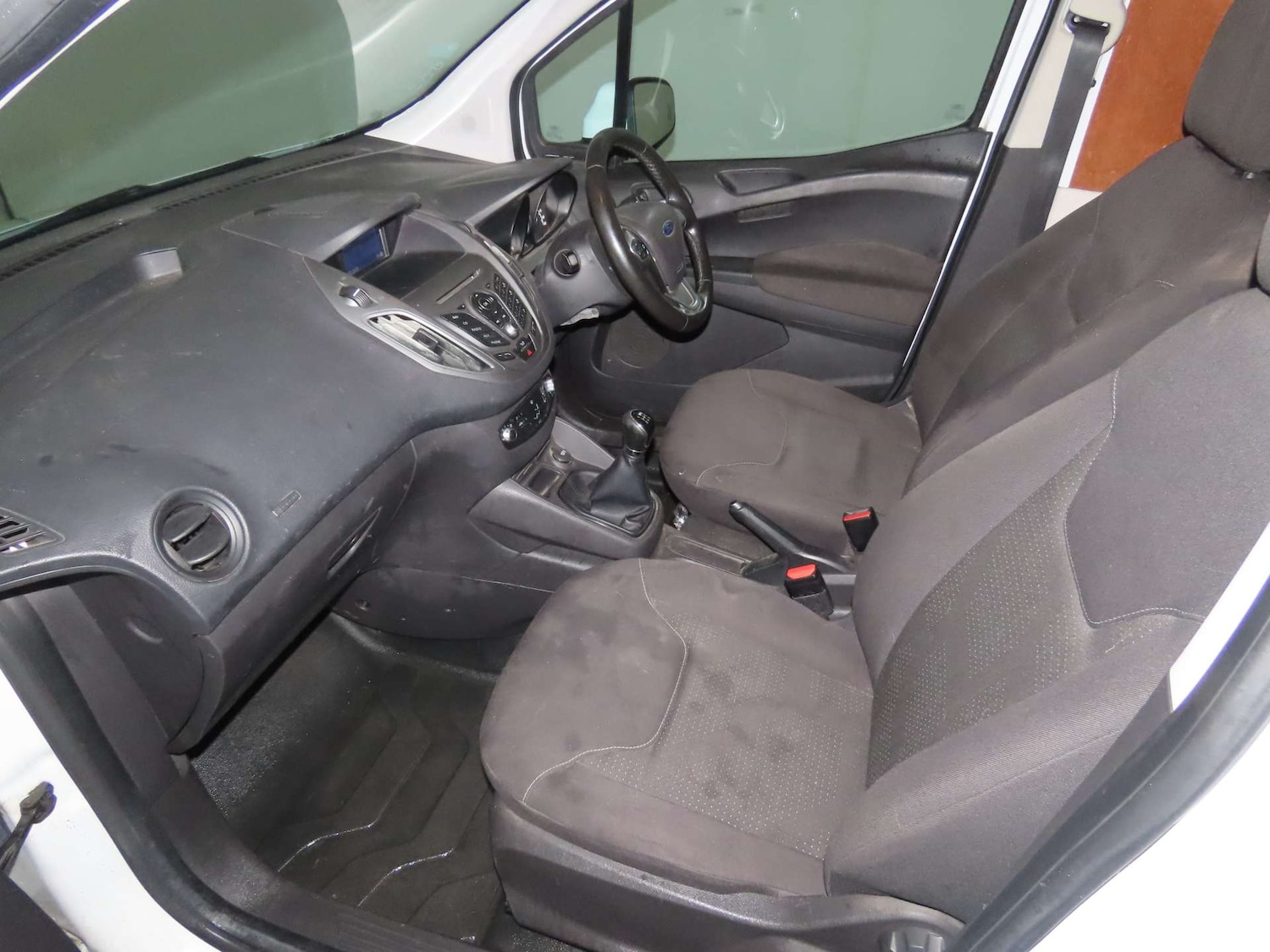 Used Ford Transit Courier 2017 for sale - 77643188: Photo 12