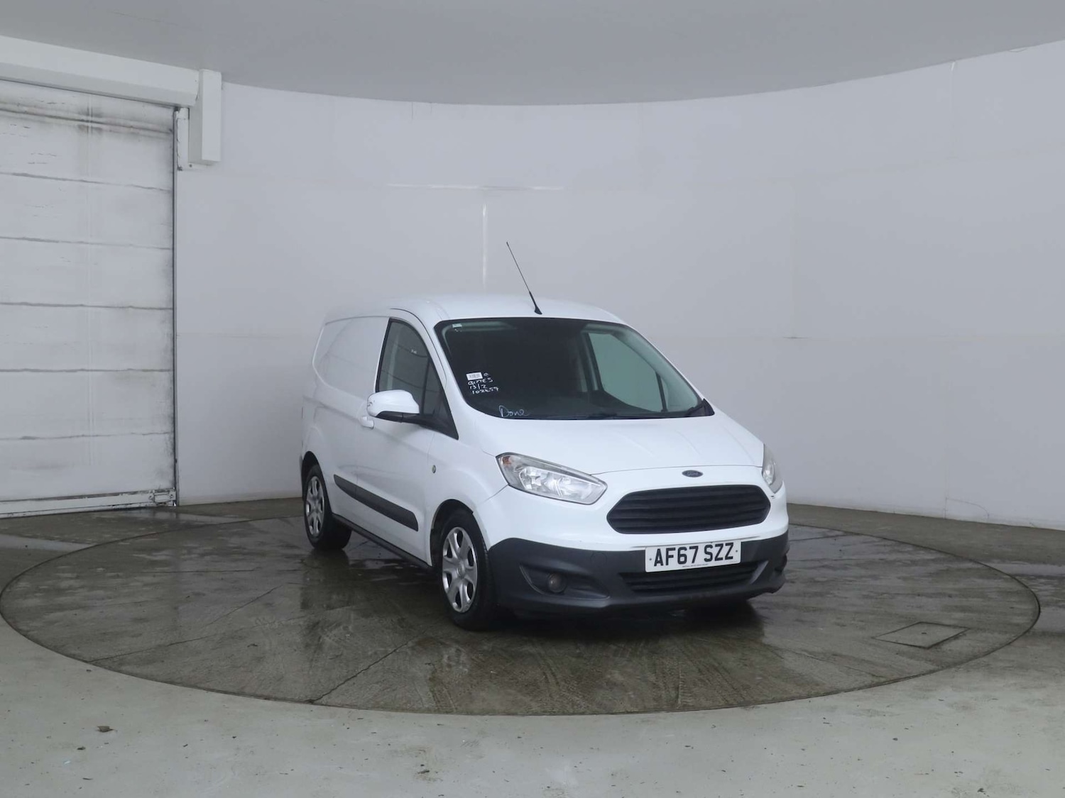 Used Ford Transit Courier 2017 for sale - 77643188: Photo 2