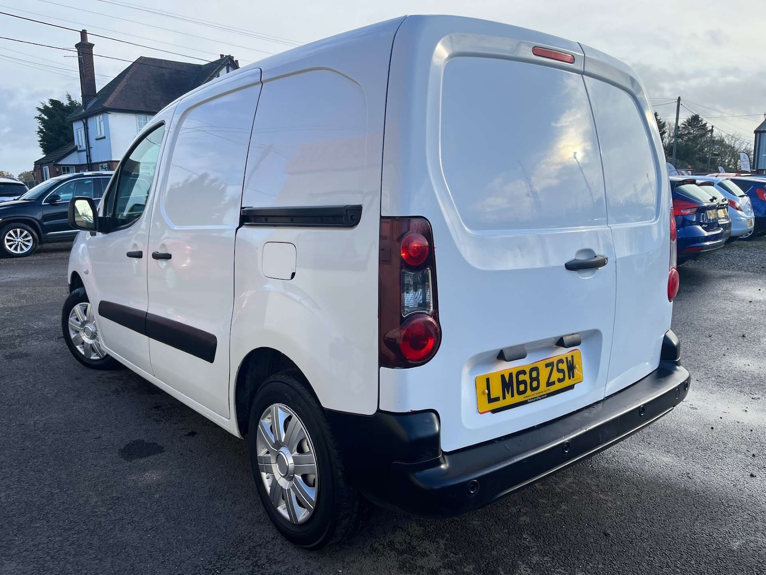 Used Peugeot Partner 2018 for sale - 76739831: Photo 10