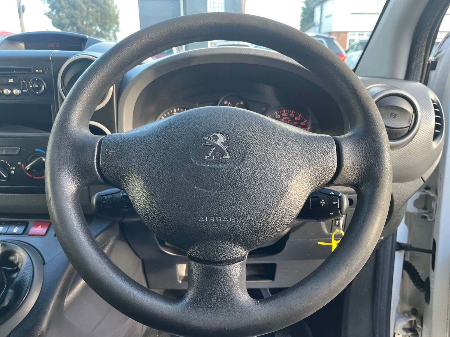 Used Peugeot Partner 2018 for sale - 76739831: Photo 20