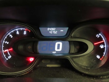 Used Vauxhall Vivaro 2018 for sale - 79020930: Photo