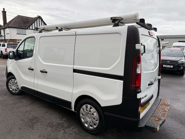 Used Vauxhall Vivaro 2018 for sale - 75661584: Photo 10