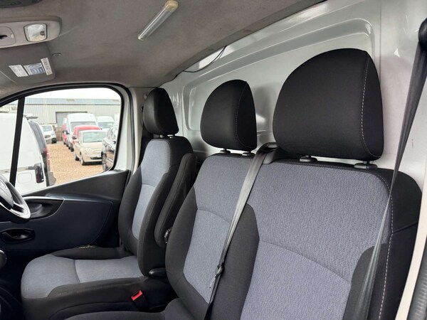 Used Vauxhall Vivaro 2018 for sale - 75661584: Photo 12