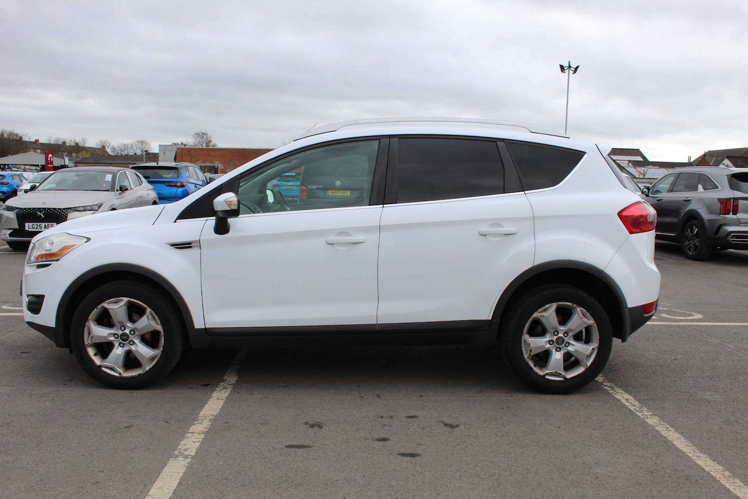 Used Ford Kuga 2009 for sale - 78053785: Photo 4