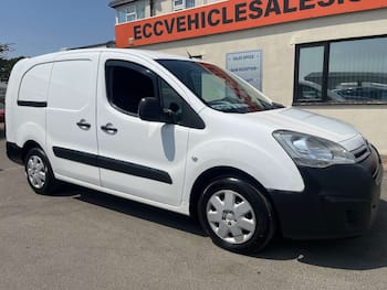 Used Citroen Berlingo 2017 for sale - 79706002: Photo