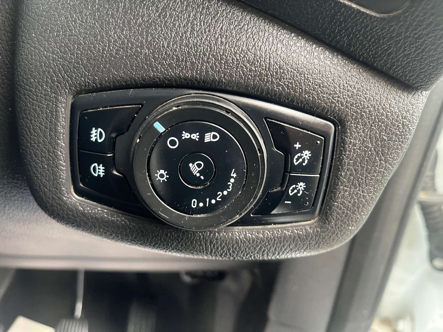 Used Ford Transit Connect 2018 for sale - 76333115: Photo 19