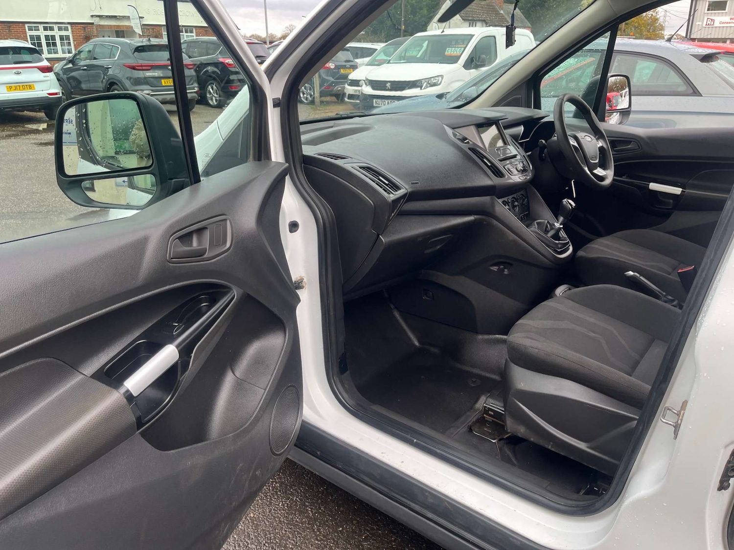 Used Ford Transit Connect 2018 for sale - 76333115: Photo 37