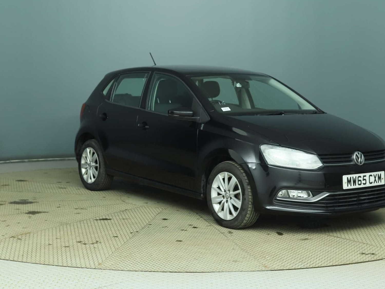 Used Volkswagen Polo 2015 for sale - 78122014: Photo 1
