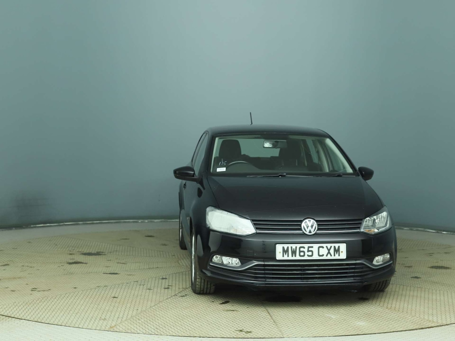 Used Volkswagen Polo 2015 for sale - 78122014: Photo 2